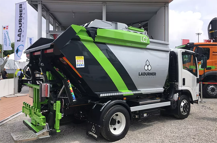 jiuyou.com九游中联环境装备出口意大利，进军海外环卫市场